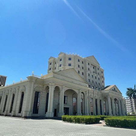 Sultan Palace Hotel Атырау Экстерьер фото The new building of the university