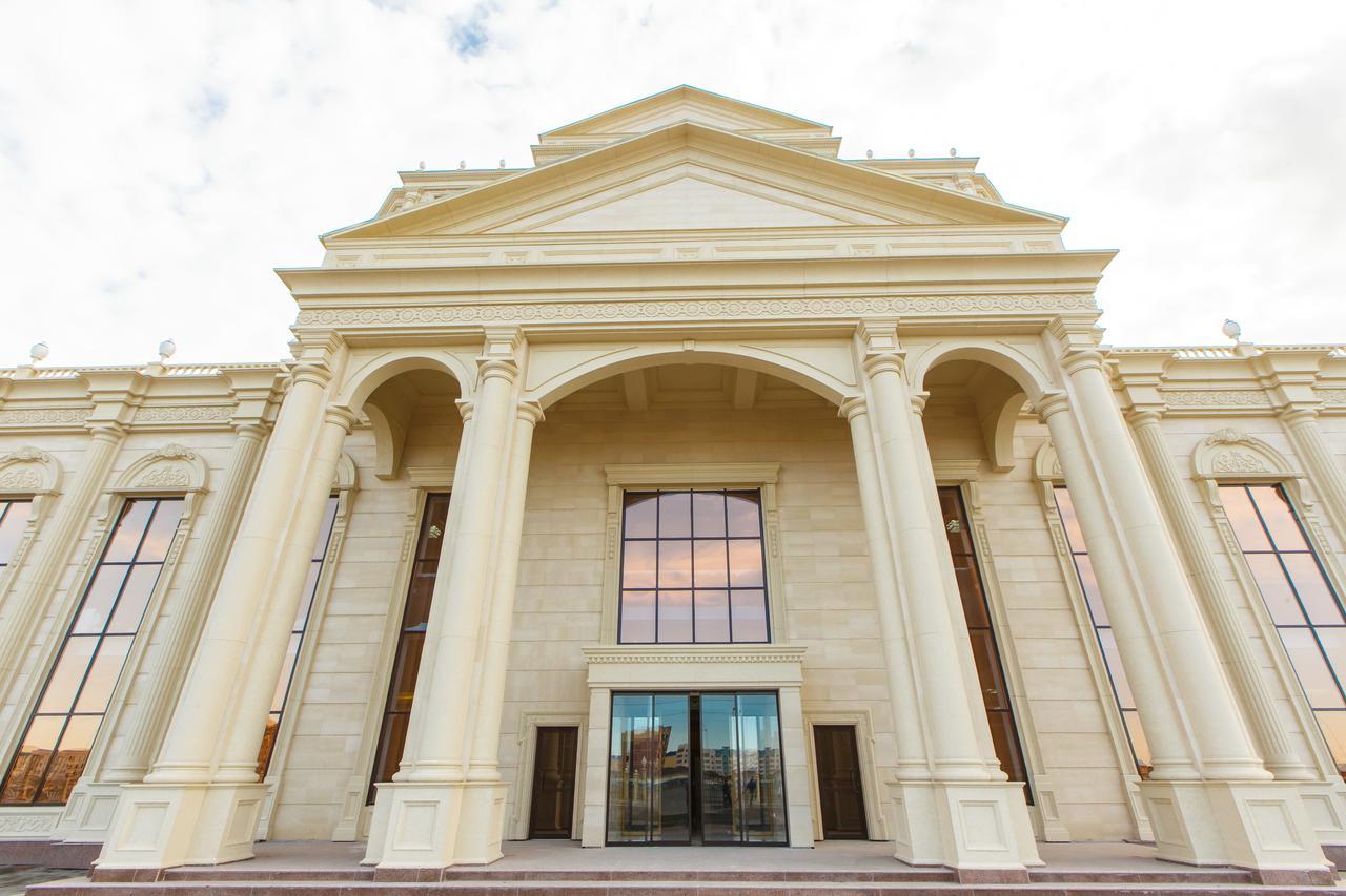 Sultan Palace Hotel Атырау Экстерьер фото The main entrance of the museum