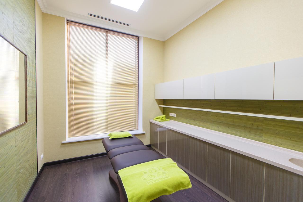 Sultan Palace Hotel Атырау Экстерьер фото A treatment room at the National Center for Complementary and Integrative Medicine